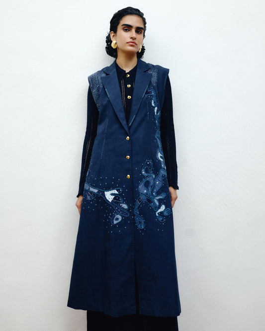 Sleeveless Long Coat