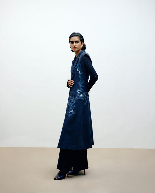 Sleeveless Long Coat