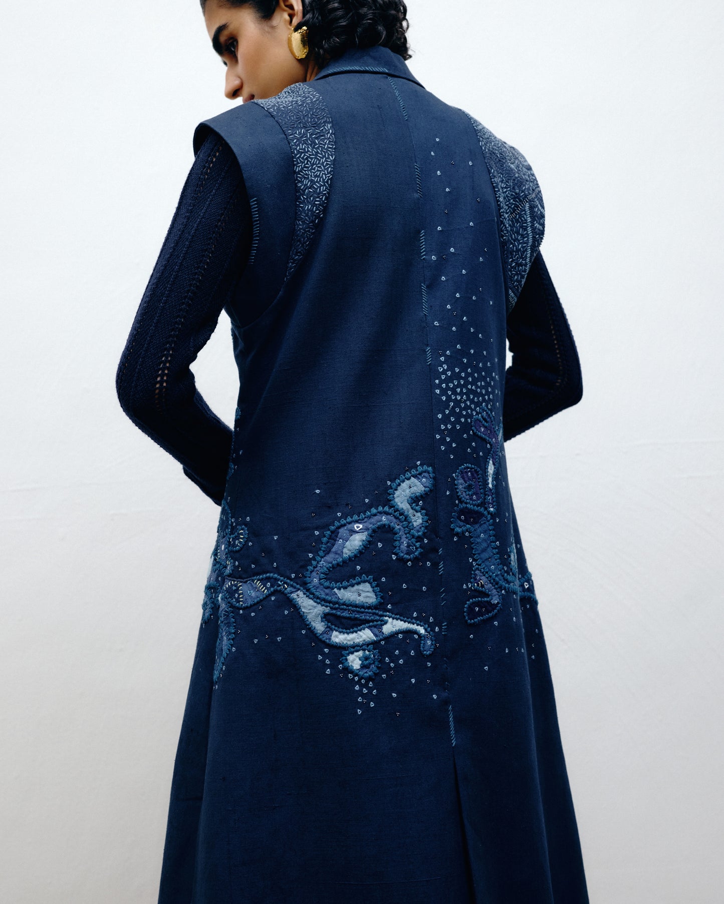 Sleeveless Long Coat