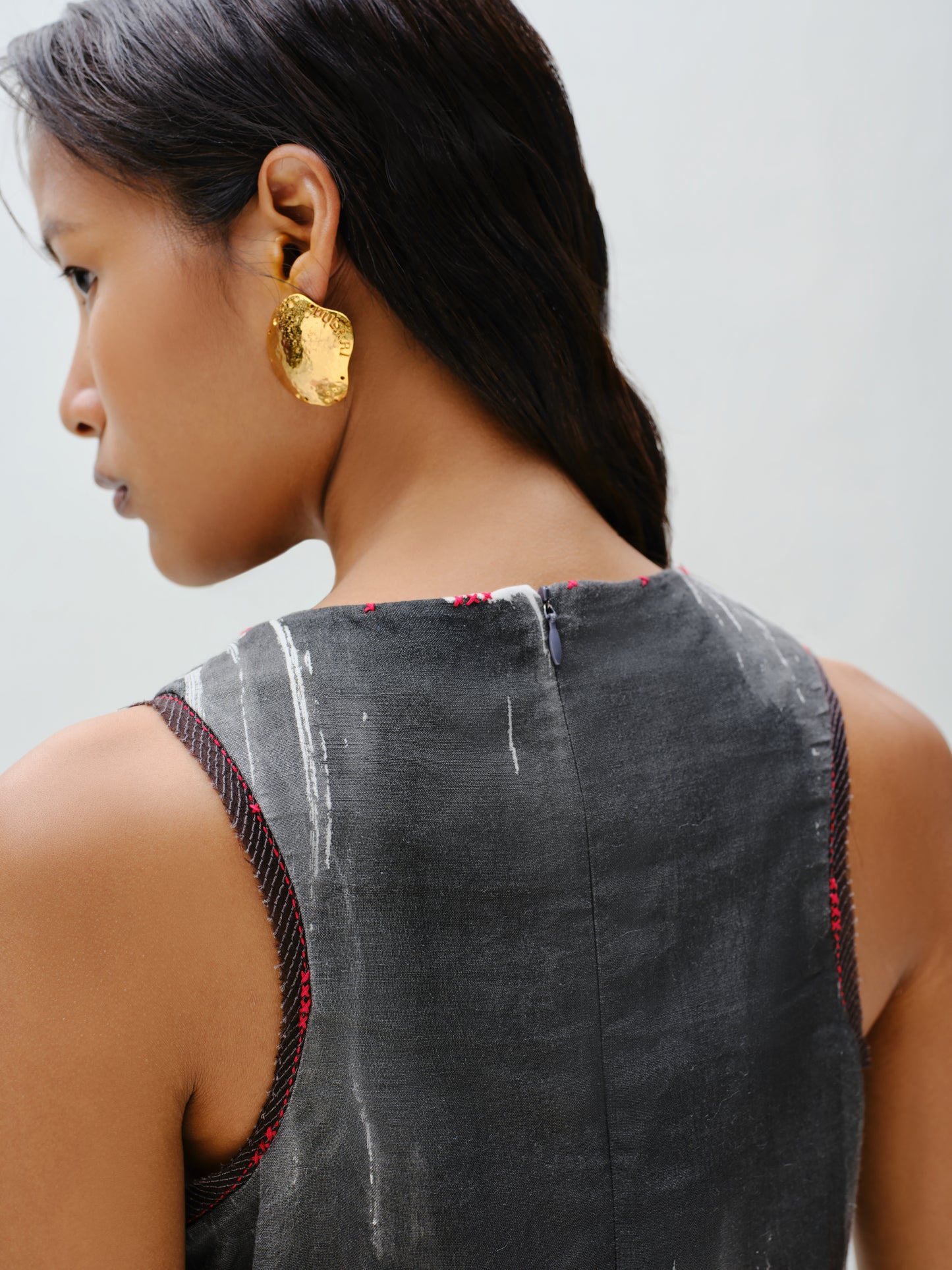 Boat Neck Tank