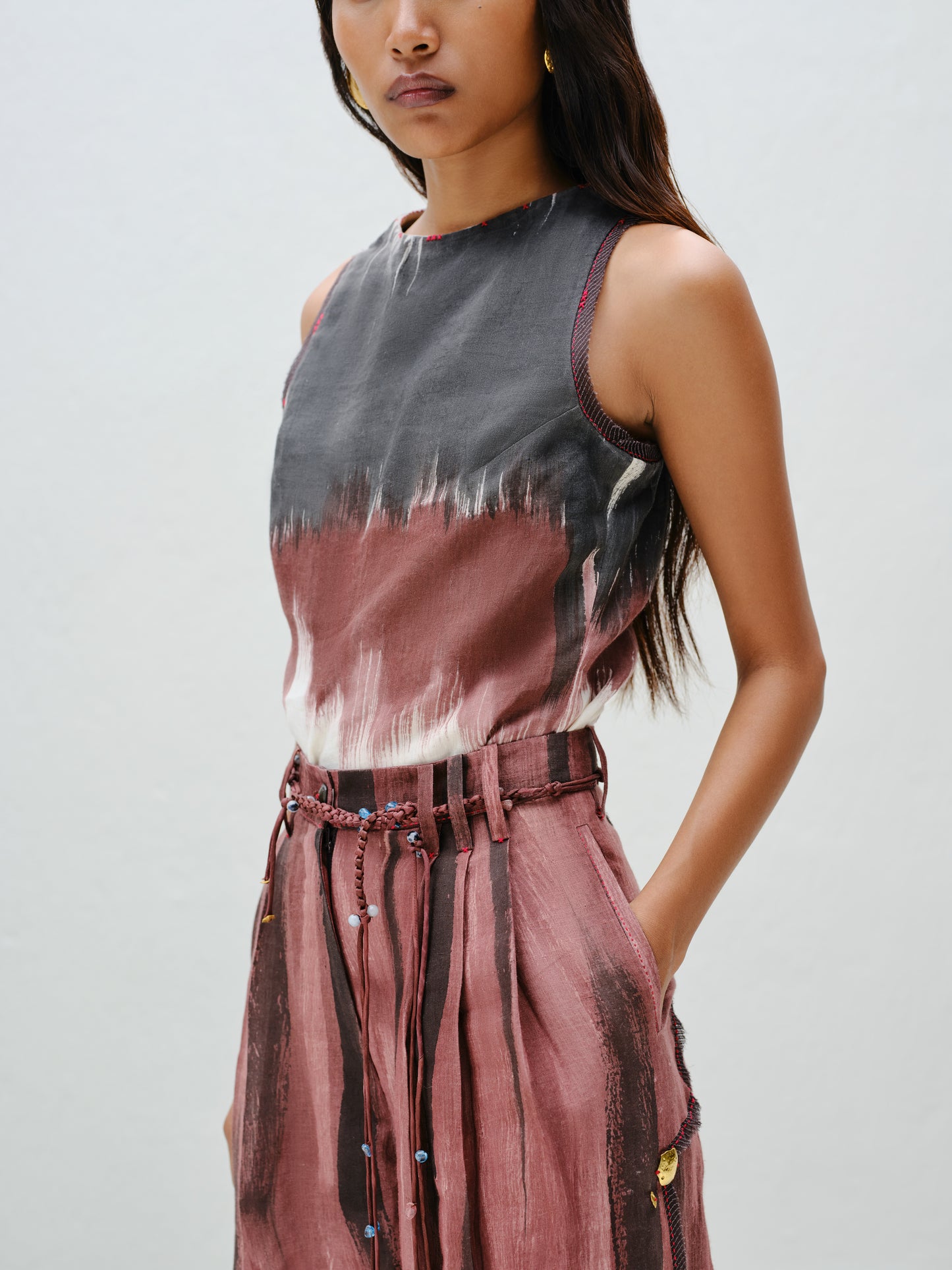Boat Neck Tank